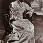 womaninsilk