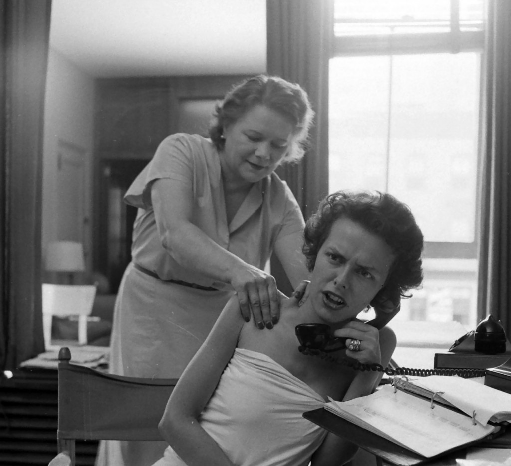 eileen-ford-model-agengy-massage-on-telephone
